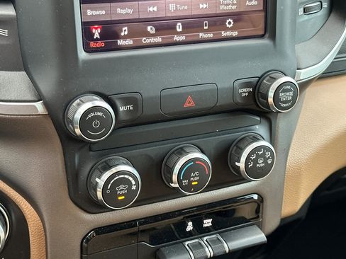 Used 2019 RAM 1500 Big Horn image 19