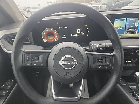 New 2026 Nissan Kicks SV image 14