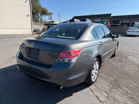 Used 2010 Honda Accord EX-L image 6