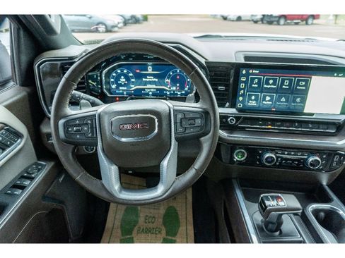 Used 2023 GMC Sierra 1500 SLT image 19