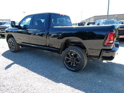 New 2026 RAM 2500 Big Horn AWD/4WD image 8