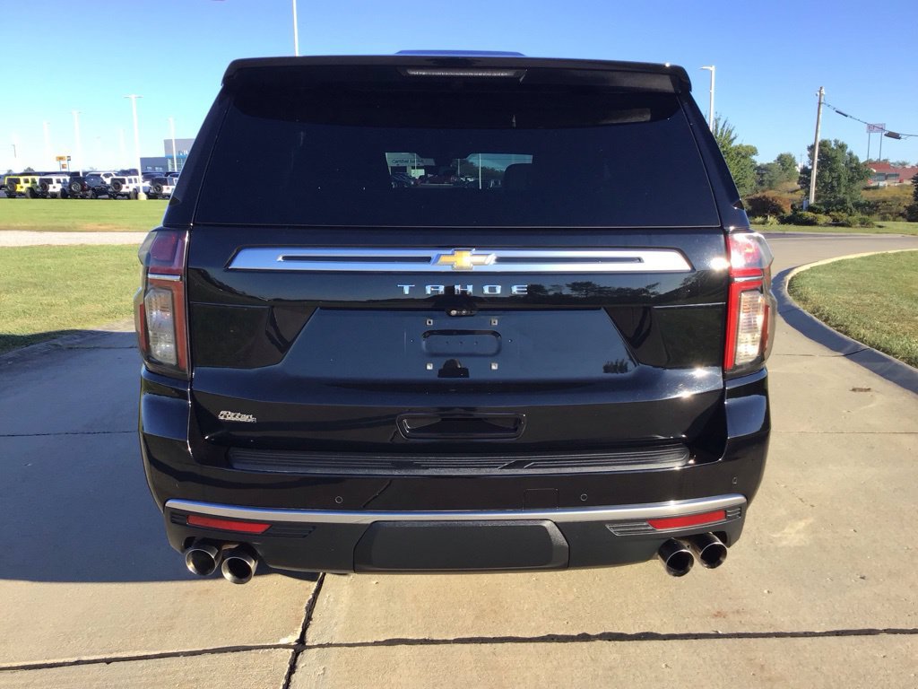 Used 2021 Chevrolet Tahoe High Country w/ Premium Package AWD/4WD image 5