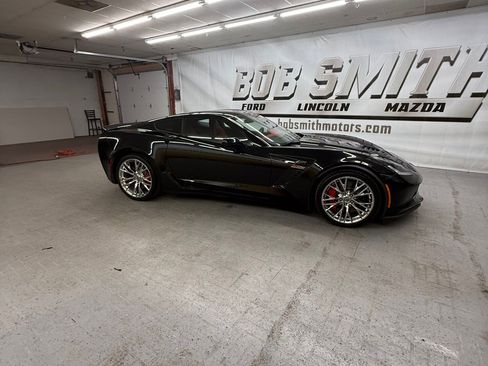 Used 2015 Chevrolet Corvette Z06 w/ 2LZ Preferred Equipment Group image 30