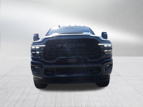 New 2026 RAM 2500 Limited AWD/4WD image 9