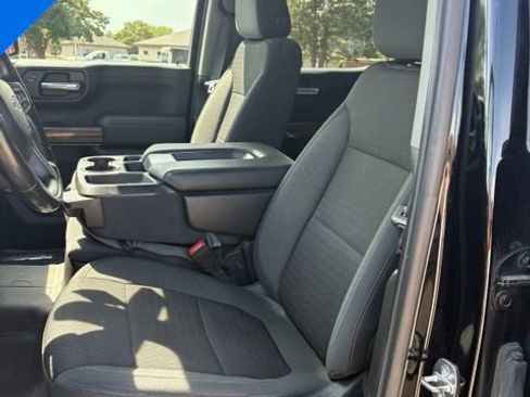 Used 2021 Chevrolet Silverado 1500 RST AWD/4WD image 13