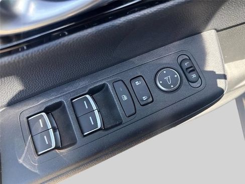 Used 2024 Honda CR-V EX-L image 18
