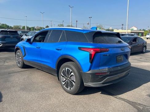 Used 2024 Chevrolet Blazer EV LT AWD/4WD image 13