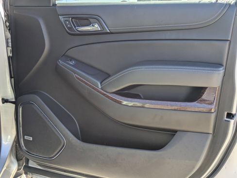 Used 2020 GMC Yukon SLT w/ Open Road Package image 31