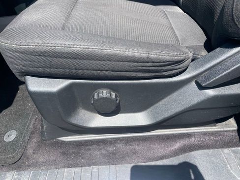 Used 2017 Ford F150 XL w/ Equipment Group 101A Mid AWD/4WD image 10
