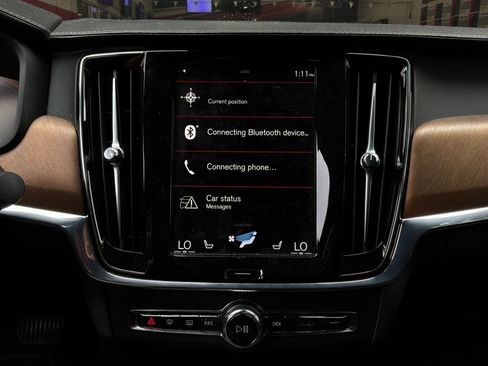 Used 2020 Volvo S90 T8 Inscription AWD/4WD image 33