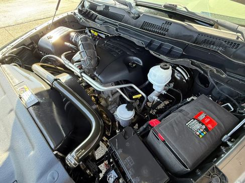 Used 2012 RAM 1500 Express RWD image 23