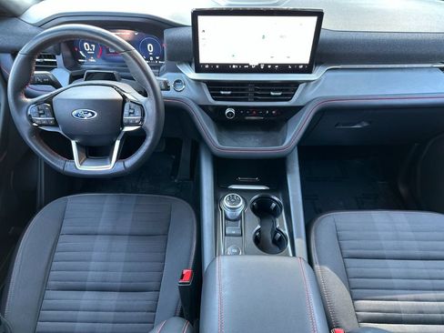 Certified 2025 Ford Explorer ST-Line w/ ST-Line Street Pack AWD/4WD image 12