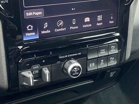 Used 2025 RAM 2500 Tradesman AWD/4WD image 19