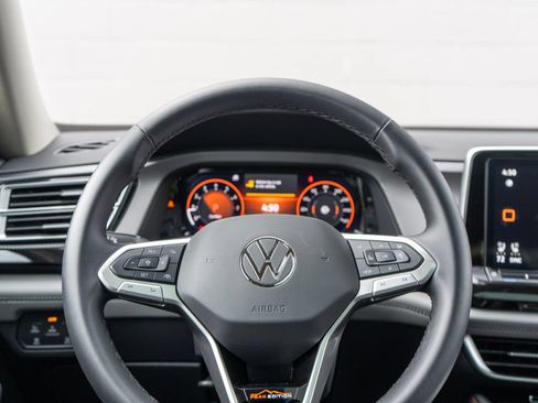 Certified 2026 Volkswagen Atlas Peak Edition AWD/4WD image 23