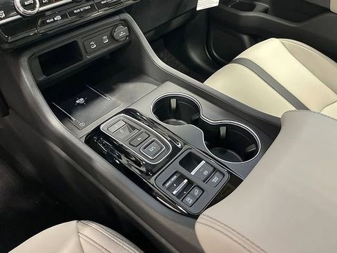 New 2026 Honda Pilot Touring image 13