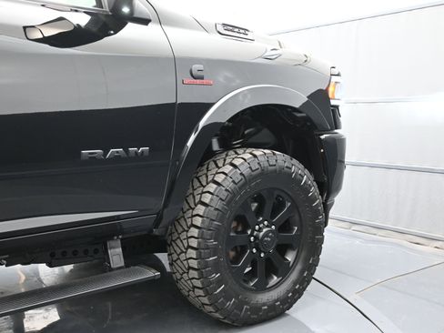 Used 2020 RAM 2500 Laramie w/ Night Edition image 48
