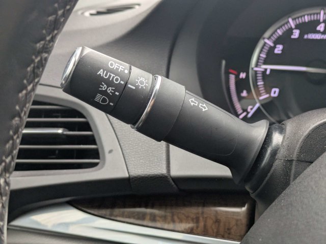 Used 2018 Acura MDX w/ Technology Package FWD image 28