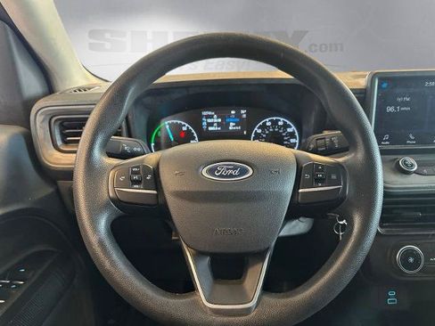 Certified 2022 Ford Maverick XL FWD image 3