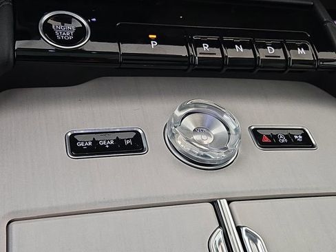 New 2025 Lincoln Navigator L Reserve AWD/4WD image 20