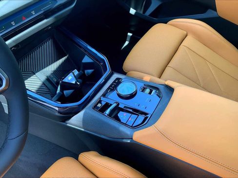 Used 2025 BMW X3 xDrive30i w/ Premium Package image 8