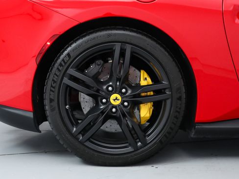 Certified 2023 Ferrari Portofino M image 41