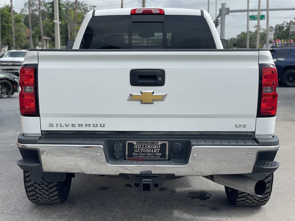 Used 2015 Chevrolet Silverado 2500 LTZ w/ Duramax Plus Package AWD/4WD image 17