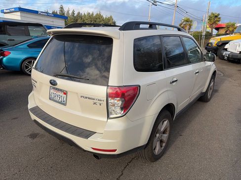 Used 2010 Subaru Forester 2.5XT Limited image 5