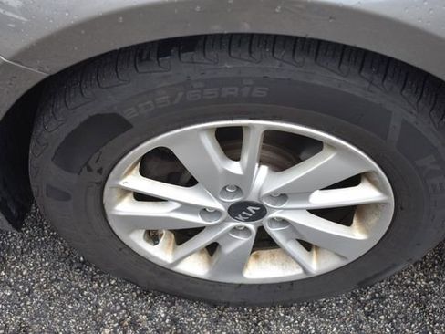 Used 2016 Kia Optima LX image 12