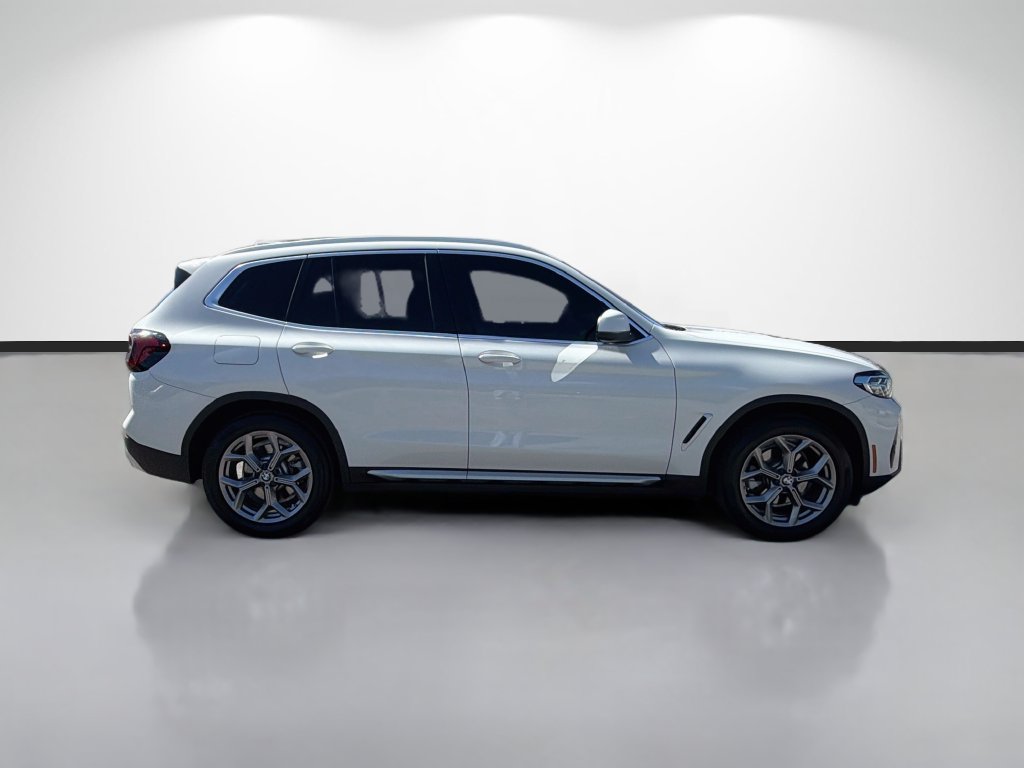 Used 2023 BMW X3 sDrive30i w/ Premium Package RWD image 2