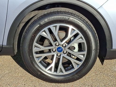 Certified 2022 Ford Escape SEL image 8