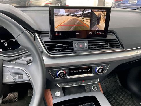 Used 2024 Audi Q5 2.0T Prestige image 7