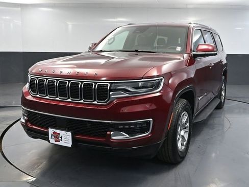 Used 2022 Jeep Wagoneer Series I image 11