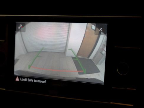 Used 2019 Volkswagen Jetta SE w/ Cold Weather Package FWD image 54