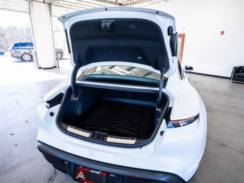 Used 2023 Porsche Taycan image 53