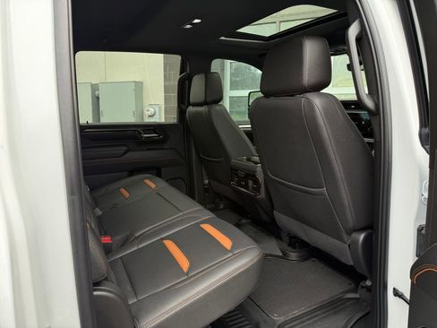 Used 2024 GMC Sierra 3500 AT4 w/ AT4 Premium Plus Package image 26