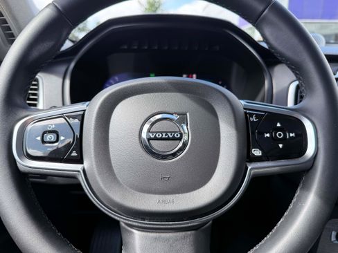 Certified 2023 Volvo XC90 T8 Ultimate w/ Lounge Package AWD/4WD image 21