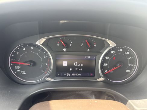 Certified 2021 GMC Acadia SLT FWD image 13