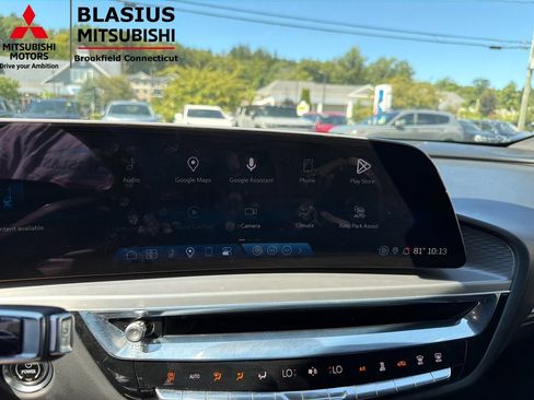 Used 2024 Cadillac Lyriq Tech w/ Driver Assist Package AWD/4WD image 18