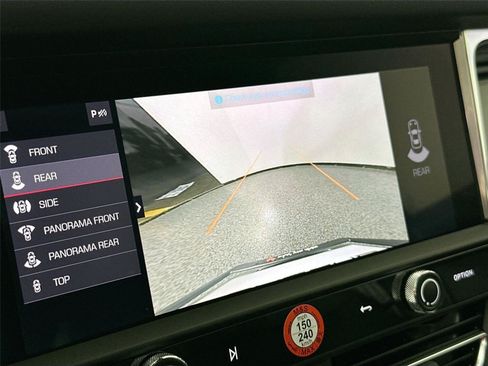 Certified 2026 Porsche Macan AWD/4WD image 17