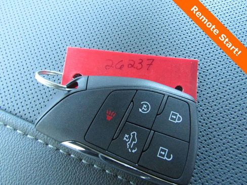 New 2026 GMC Sierra 3500 SLT w/ SLT Convenience Package image 25