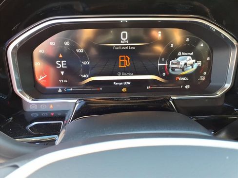 New 2026 GMC Sierra 2500 SLT w/ SLT Premium Package image 11