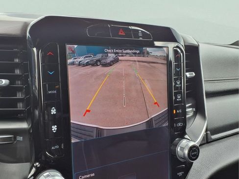 Used 2026 RAM 2500 Laramie AWD/4WD image 19