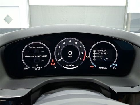 New 2026 Porsche Panamera 4 image 9