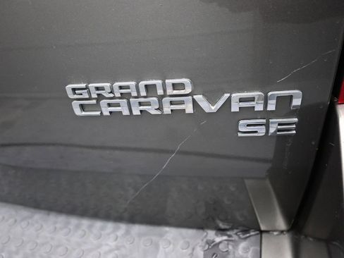 Used 2010 Dodge Grand Caravan Hero image 29