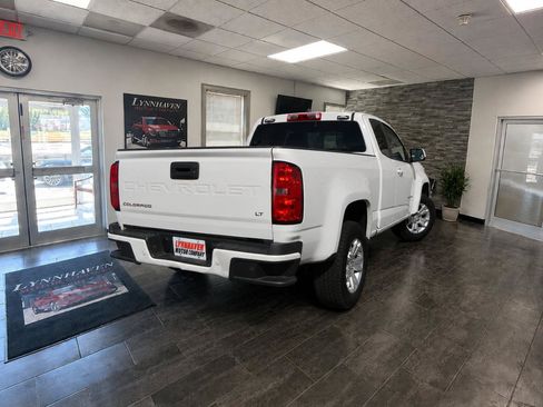 Used 2022 Chevrolet Colorado LT w/ Fleet Safety Package RWD image 5