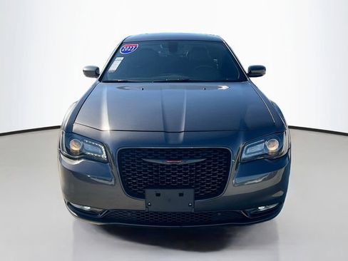 Used 2023 Chrysler 300 S image 2