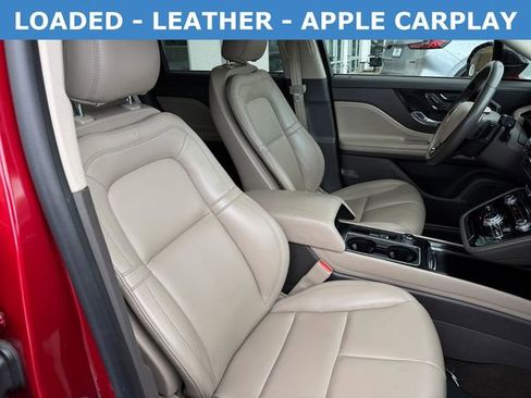Used 2021 Lincoln Corsair AWD image 11