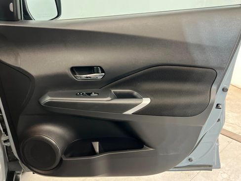 Used 2021 Nissan Kicks SV image 23