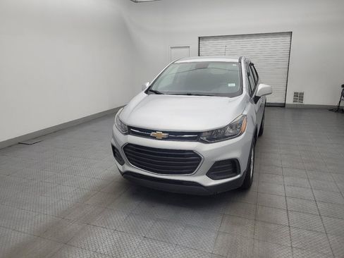 Used 2020 Chevrolet Trax LS w/ Tint and Cruise Package FWD image 15