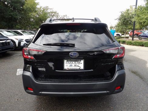 Used 2023 Subaru Outback Onyx Edition image 7